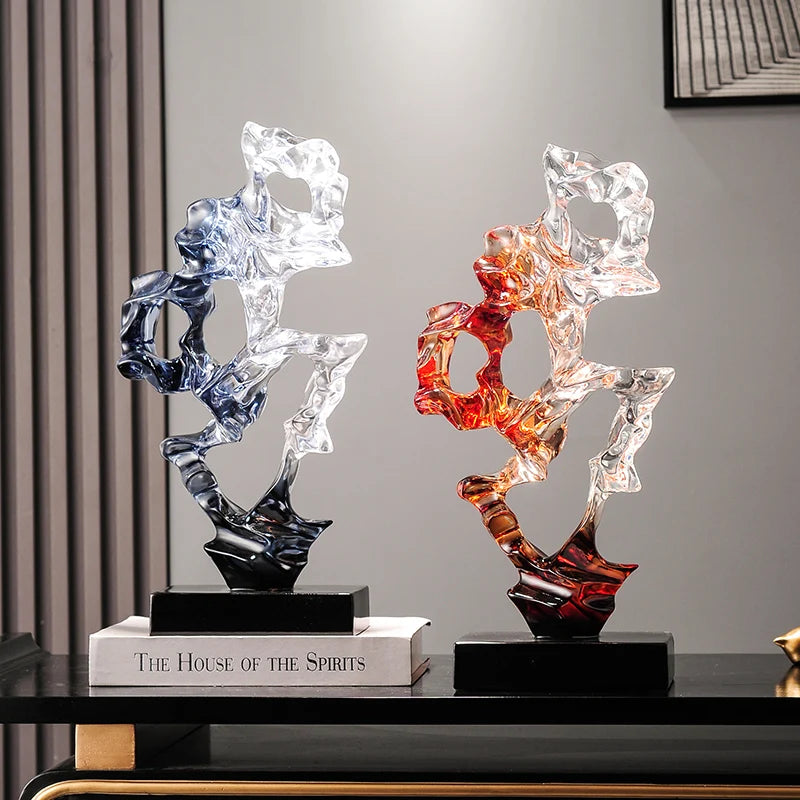 Figurines